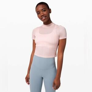 Lululemon Kitsilano Mock Neck Tee
Misty Pink